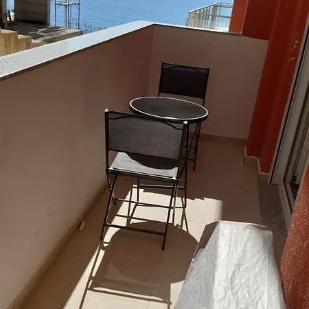 J&r , Rana Hedhun Apartman