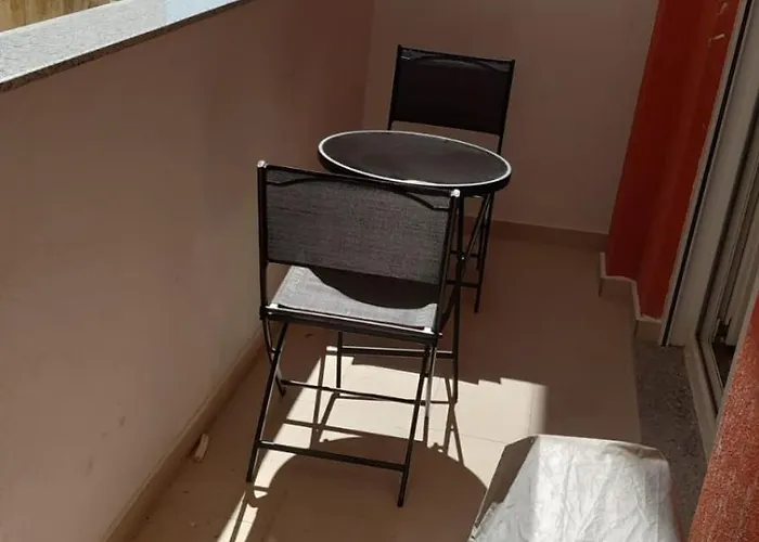 J&r , Rana Hedhun Apartamento